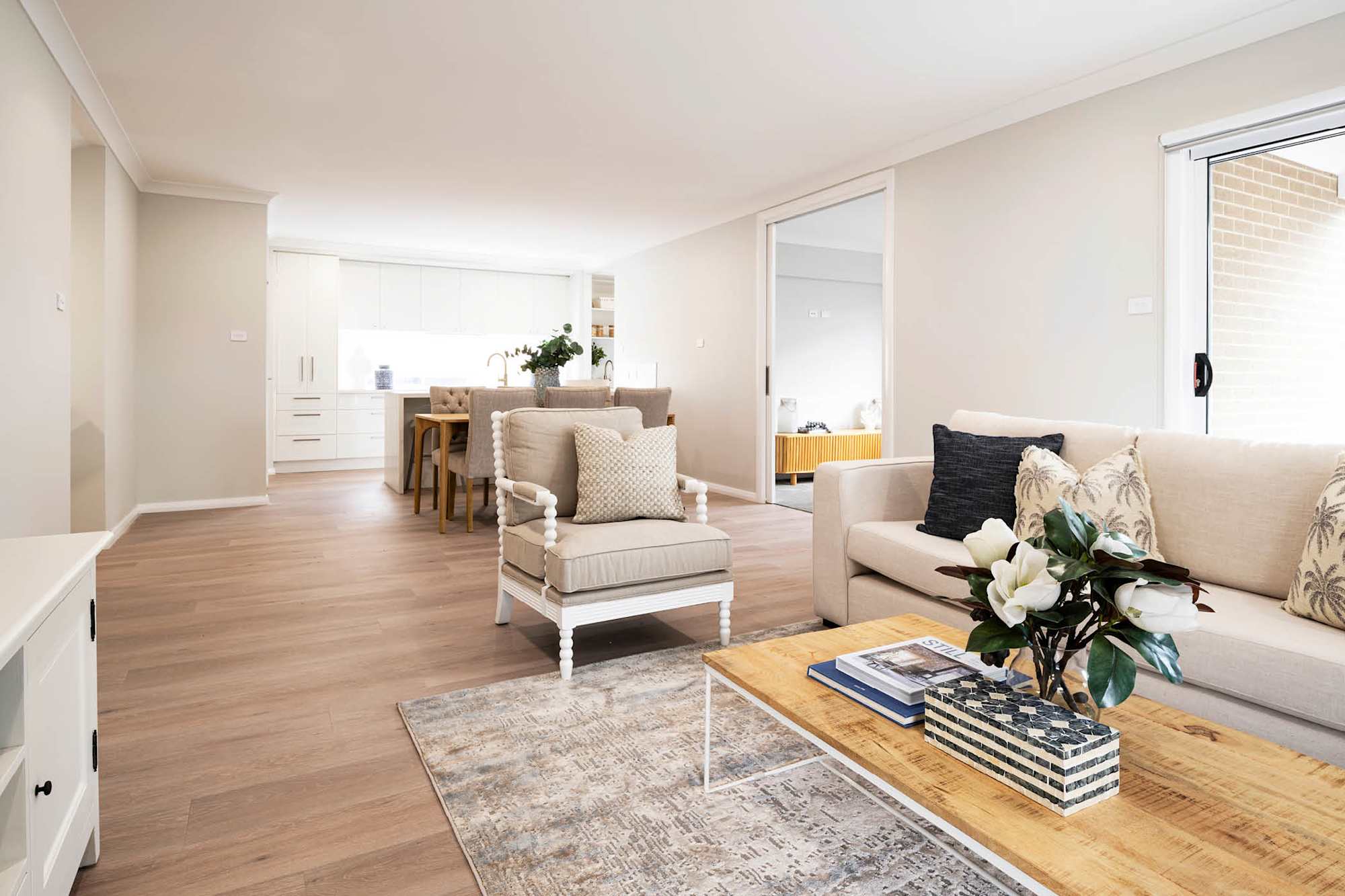 image upload c_limit,f_auto,w_2000 v1787611365 content-images home-design-images penley-single ch-home-design-gallery-images-penley-10